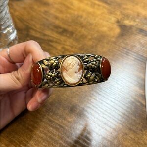 Vintage AMEDEO NYC Carved Shell Cameo Bangle Bracelet